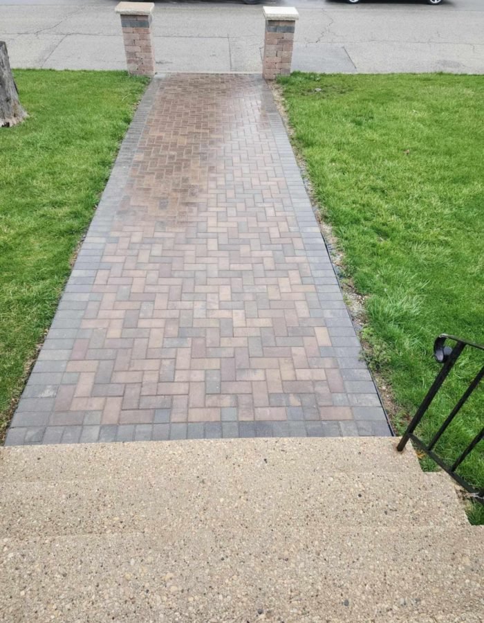 af0810d6-d834-4076-93be-71410b8cc154